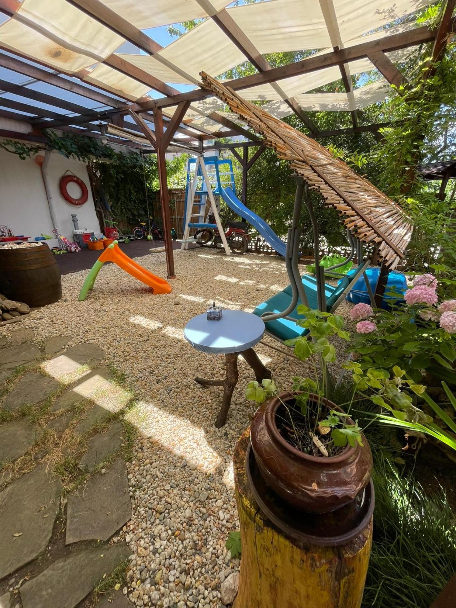 Holiday House Gendar, เชอร์โนโมเรทส์ ภายนอก รูปภาพ