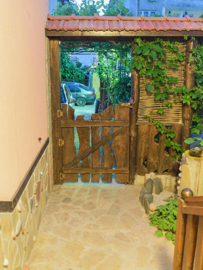 Holiday House Gendar, เชอร์โนโมเรทส์ ภายนอก รูปภาพ