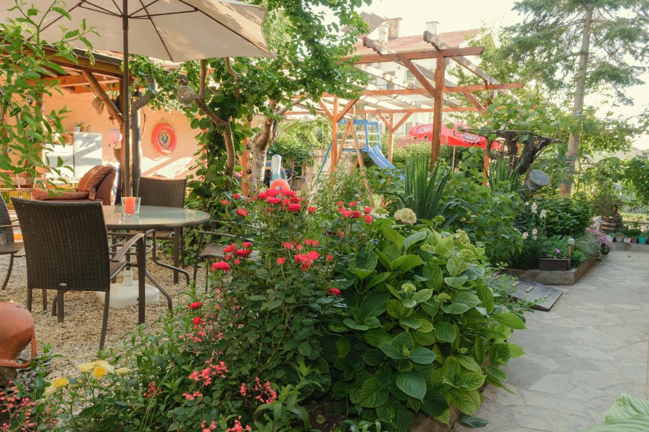 Holiday House Gendar, เชอร์โนโมเรทส์ ภายนอก รูปภาพ